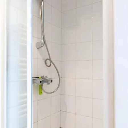 Apartment Charming Apt Near Montmartre *